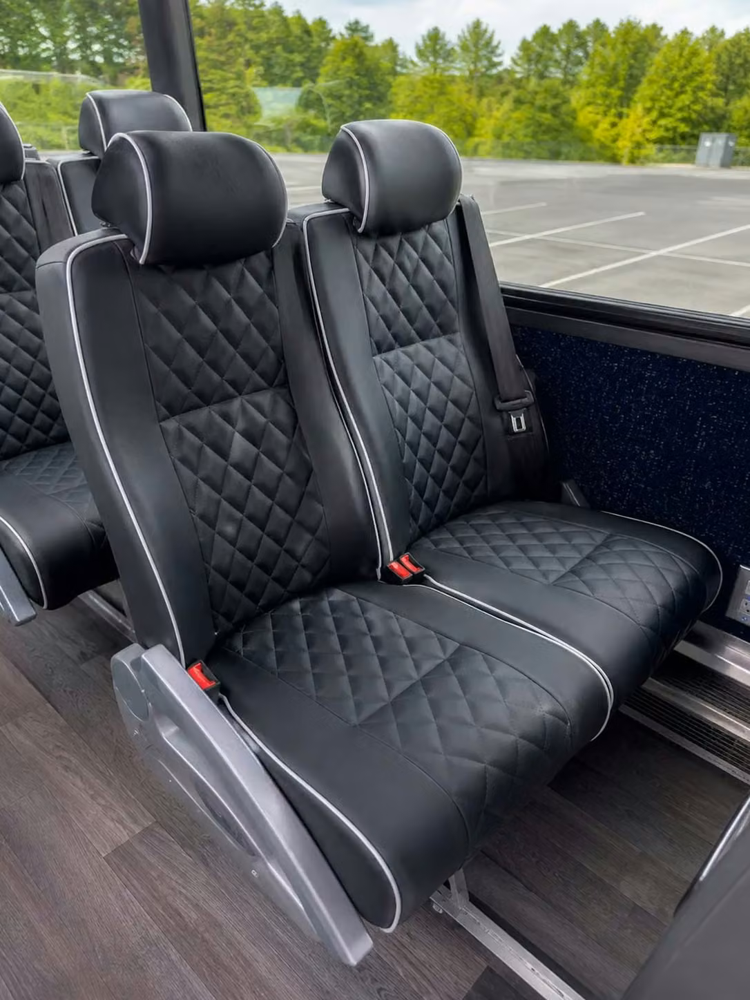 suisun city 56 passenger charter bus reclining seats