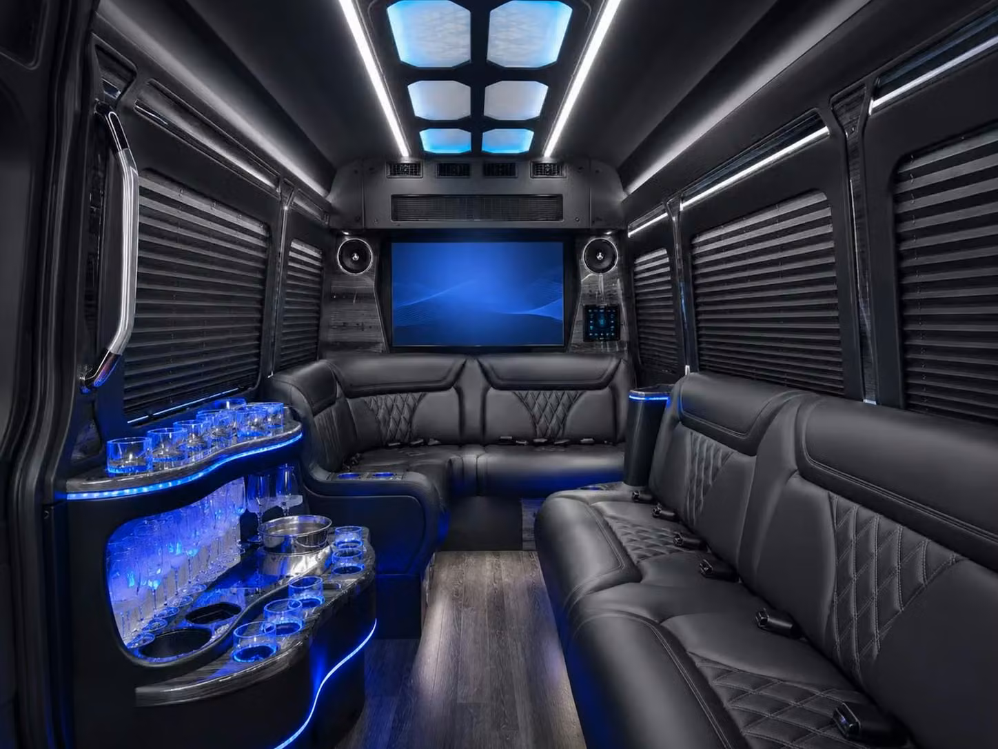 suisun city custom hotel to convention shuttle bus services